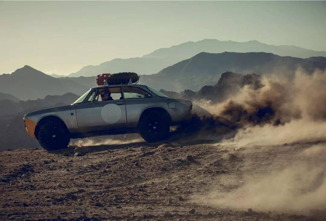 安踏跨界多元化 布局非公路休閑車與日用化工專用設備制造